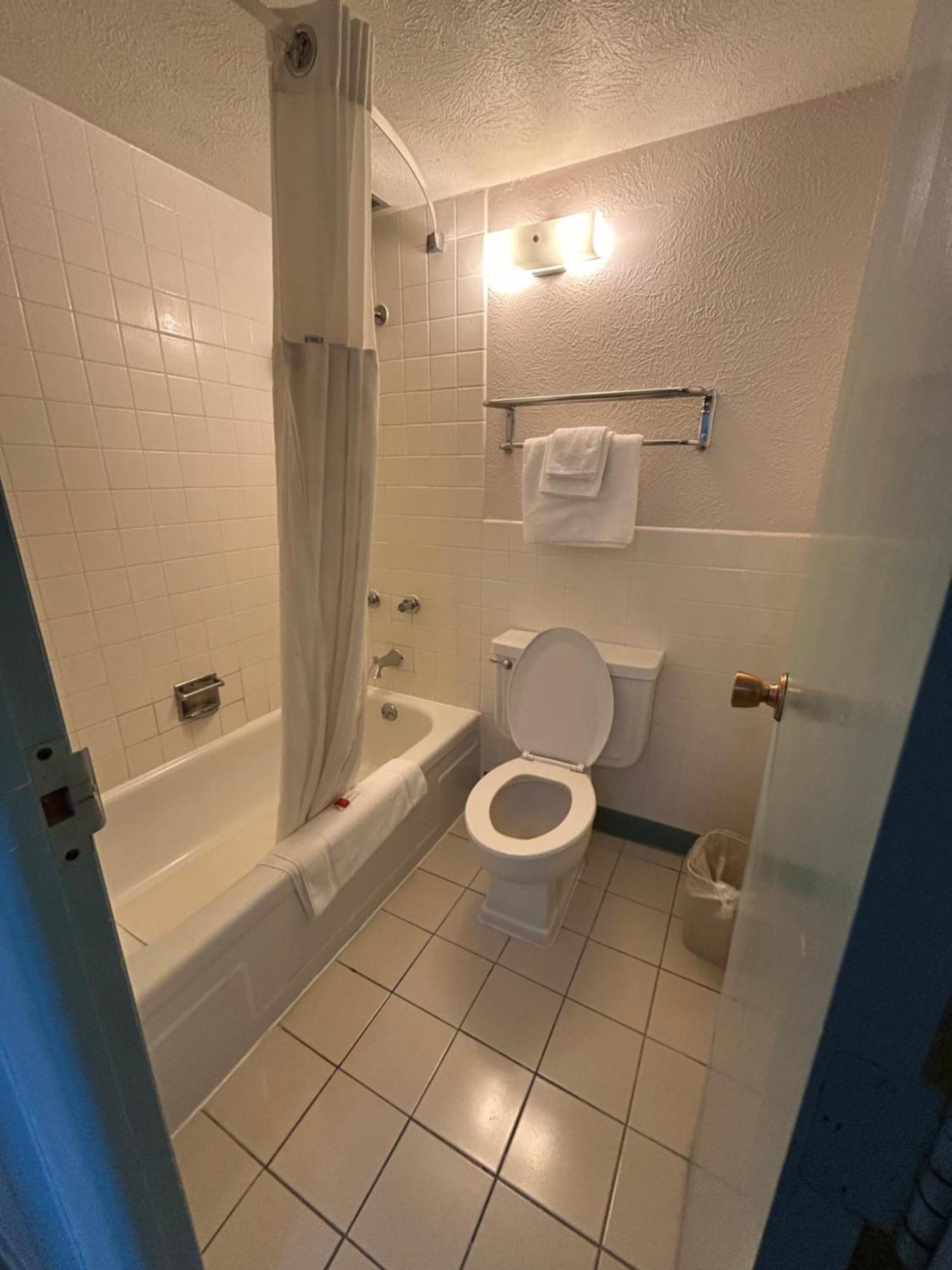 Studio Apartments استرلينغ المظهر الخارجي الصورة